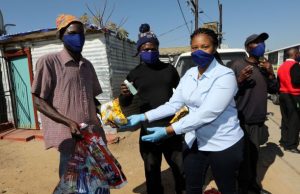 SAPNews | 4000 Diepsloot families receive food hampers